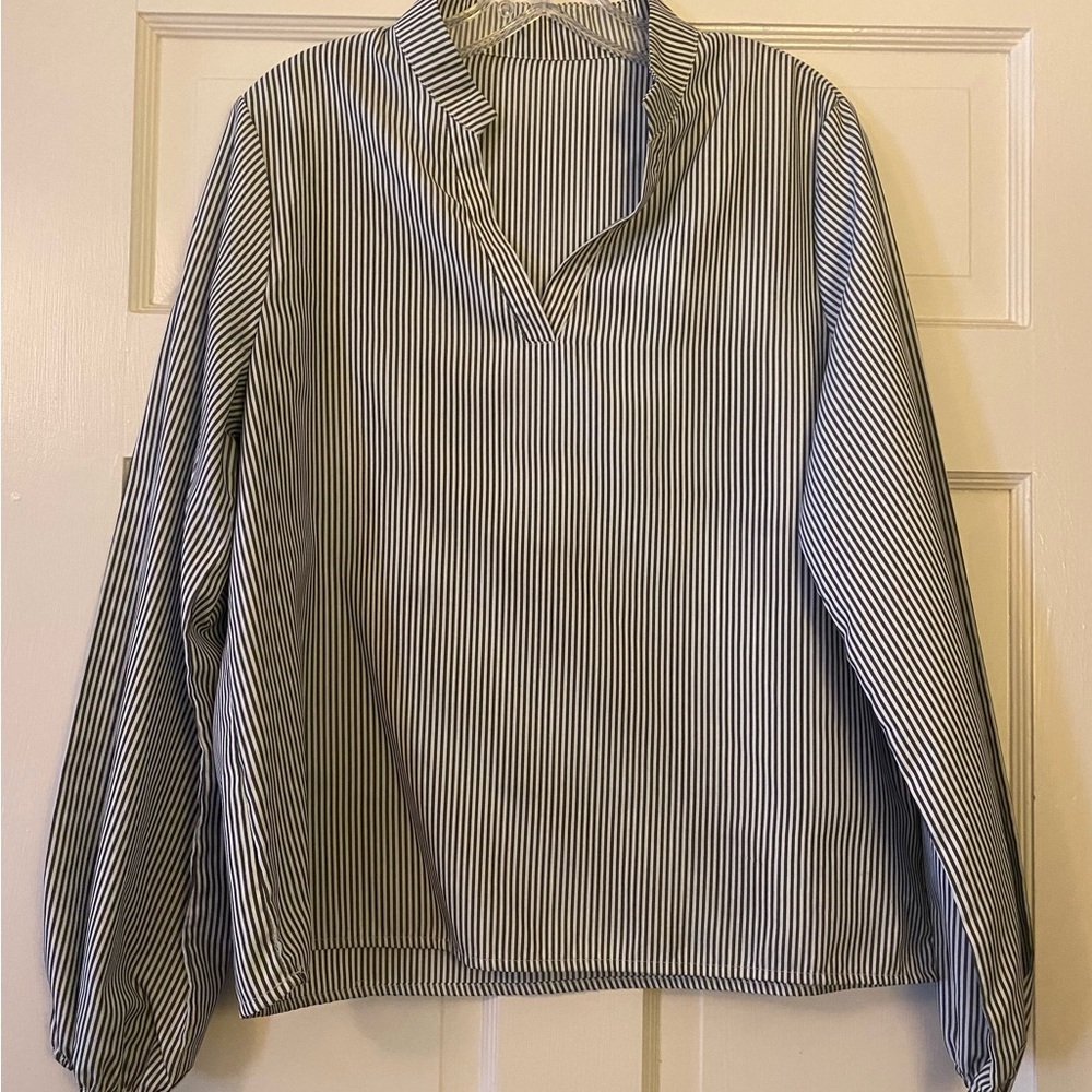 SHEIN Black and White Striped V-Neck Blouse
